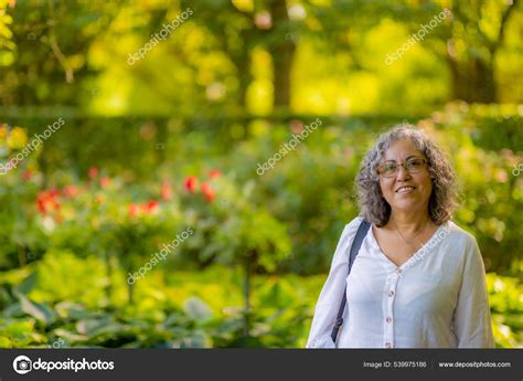 madura mexicanas|25.007 Mature Mexican Women Stock Photos, High